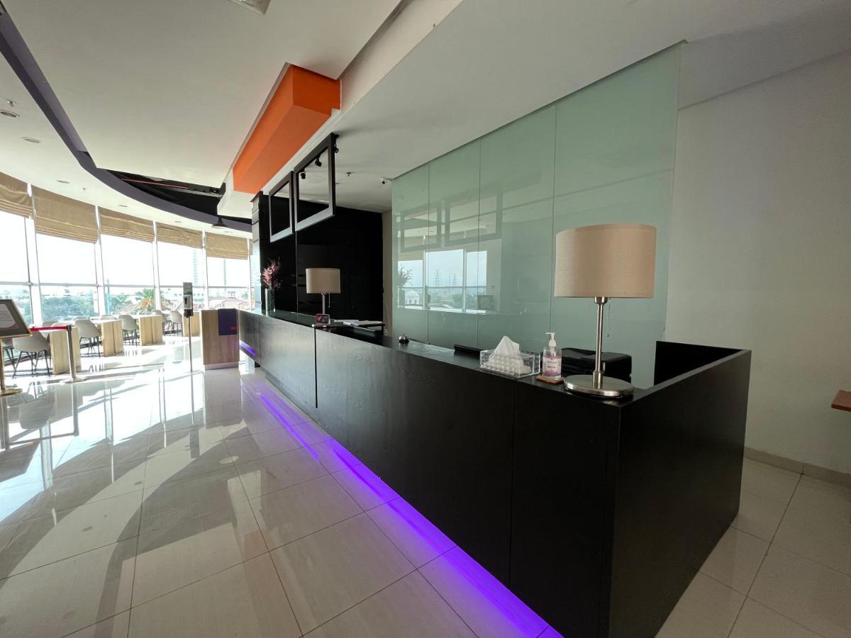 Luminor Hotel Metro Indah - Bandung By Wh Cicadas Bagian luar foto