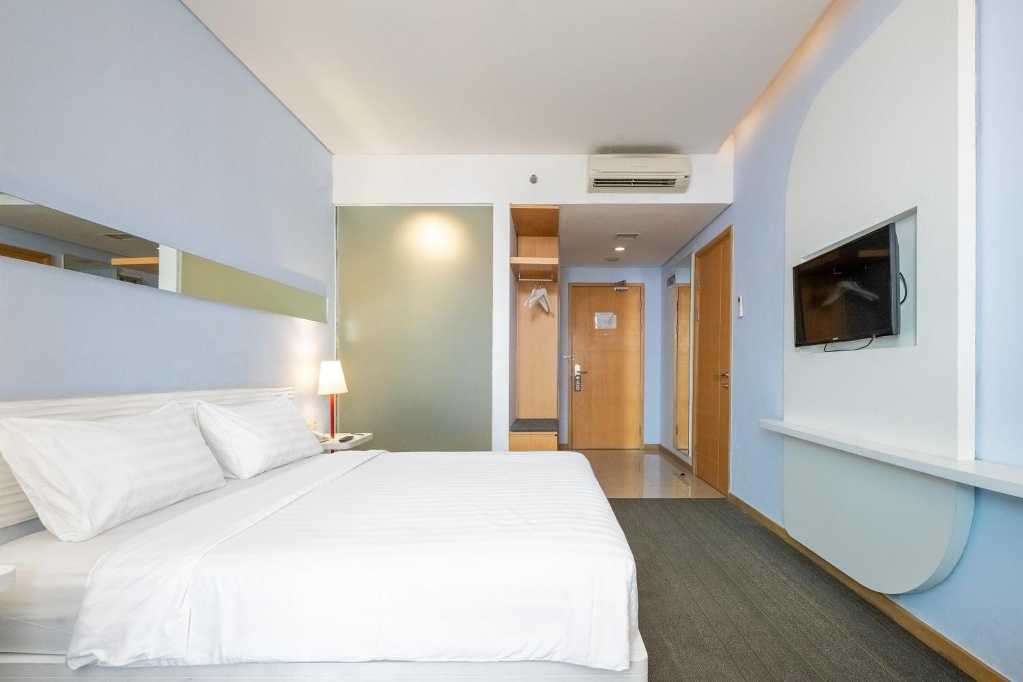 Luminor Hotel Metro Indah - Bandung By Wh Cicadas Bagian luar foto