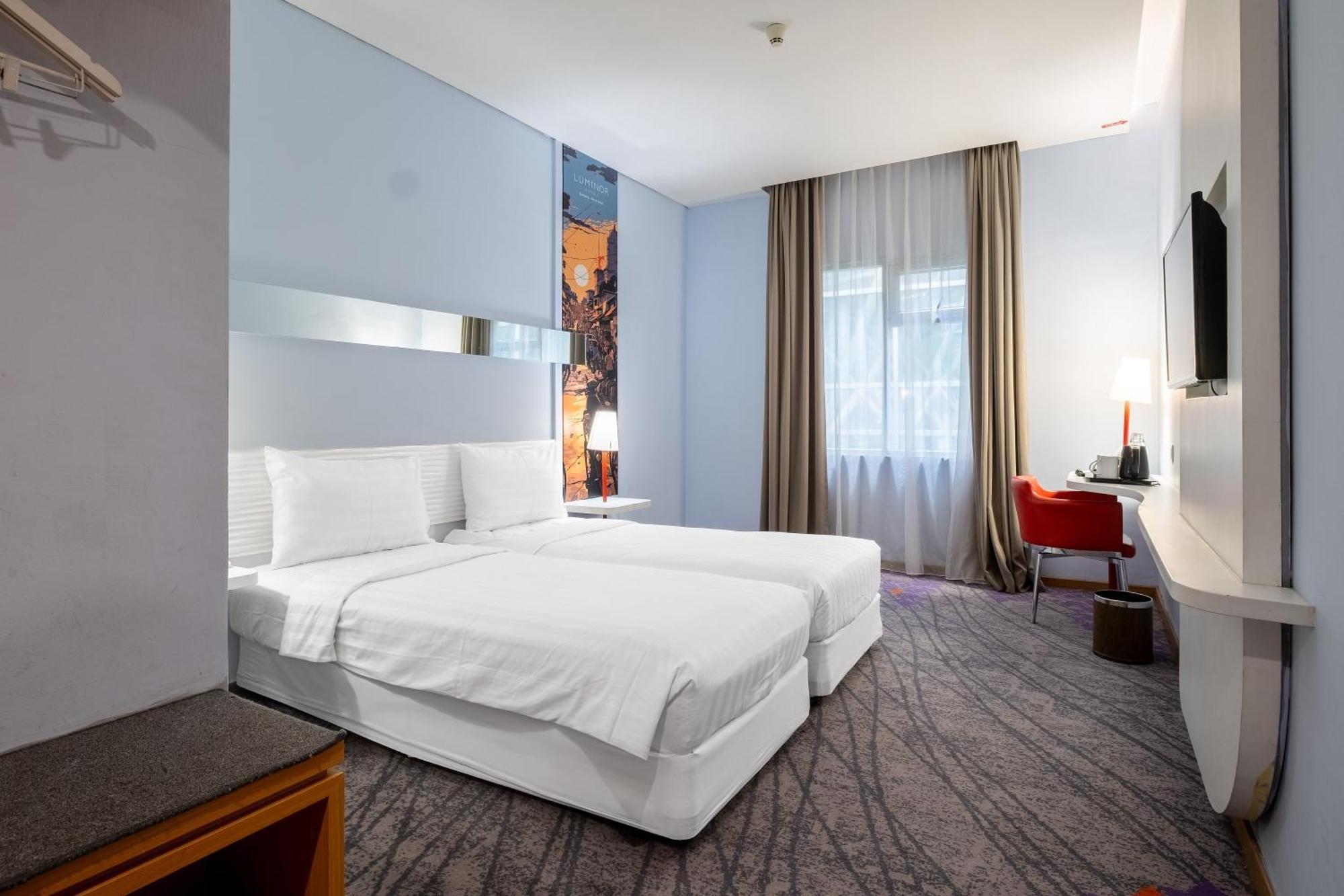 Luminor Hotel Metro Indah - Bandung By Wh Cicadas Bagian luar foto