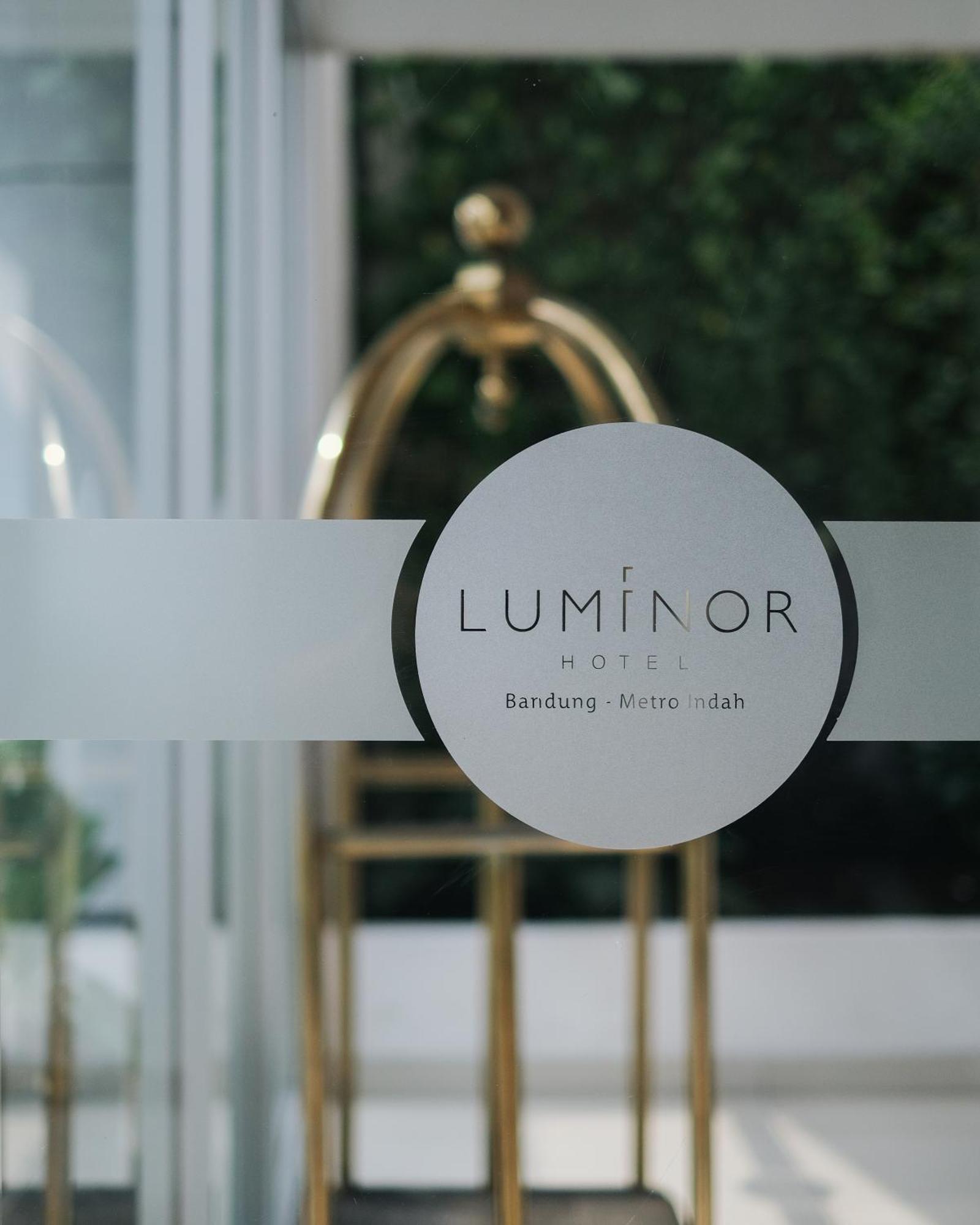 Luminor Hotel Metro Indah - Bandung By Wh Cicadas Bagian luar foto