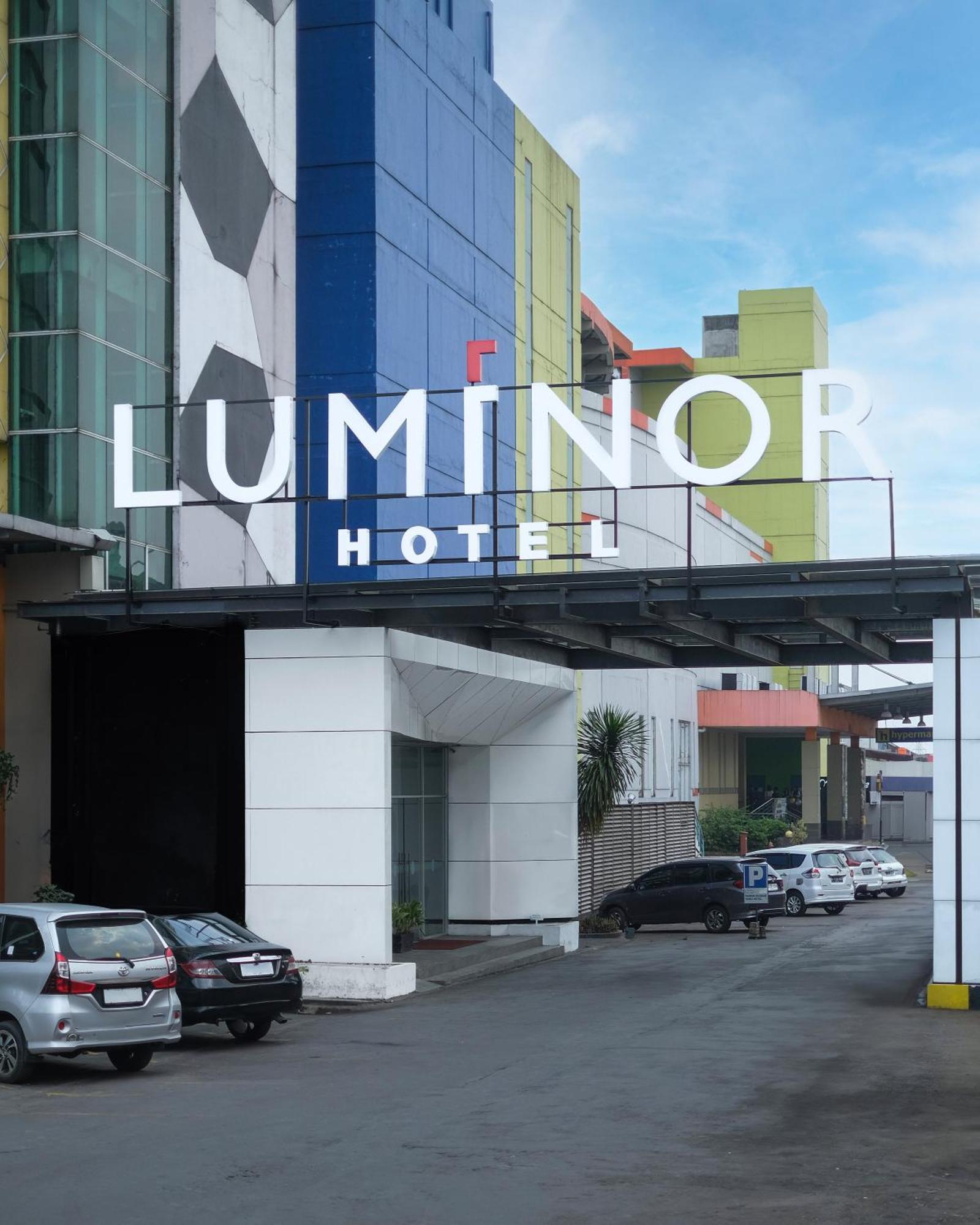 Luminor Hotel Metro Indah - Bandung By Wh Cicadas Bagian luar foto